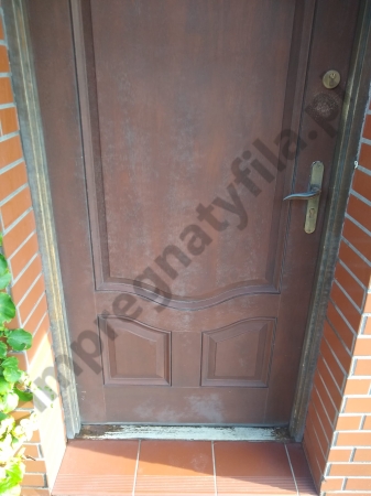 2. PO UMYCIU FILA PS/87 PRO - WIDOCZNE ŚLADY ZNISZCZENIA POWIERZCHNIOWEGO